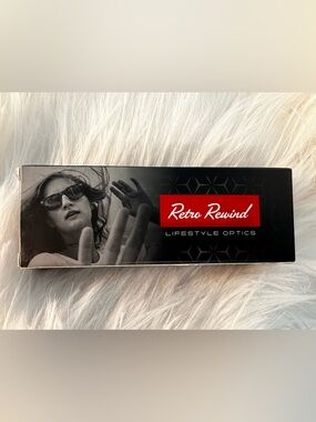 Retro Rewind Polarized Sunglasses for Men and Women UV Protection Summer NWT